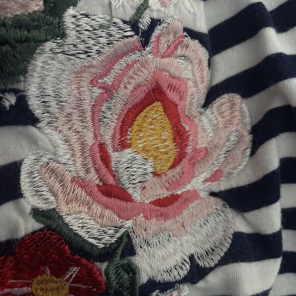 H&M Divided Cropped Women`s Top Embellished Long Sleeve Crewneck  Tee Blouse L - Picture 5 of 7